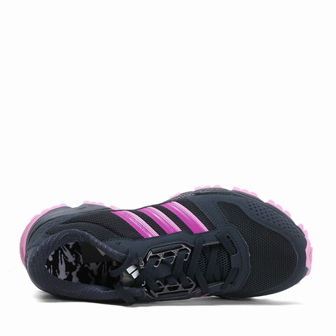 adidas阿迪达斯女子跑步鞋Q22184
