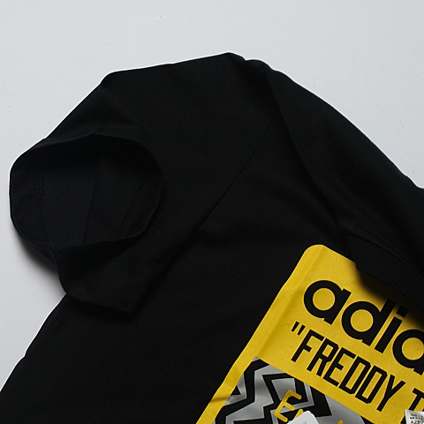 adidas阿迪达斯男子篮球圆领短T恤M31015