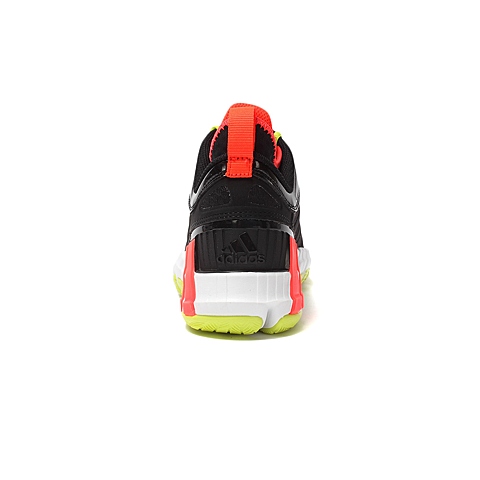 adidas阿迪达斯新款男子QUICK系列篮球鞋S84013