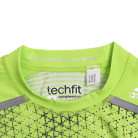 adidas阿迪达斯新款男子TECH FIT系列短袖T恤AJ4937