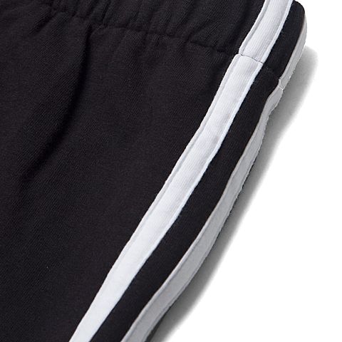 adidas阿迪三叶草年新款女子FOUNDATION系列短裤AY8125