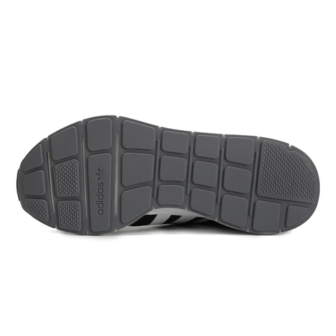 adidas阿迪达斯中性Swift Run Barrier三叶草系列休闲鞋B37701