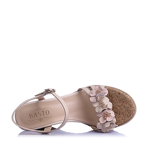 BASTO/百思图夏季米色山羊皮舒适坡跟防水台女凉鞋TVQ01BL6