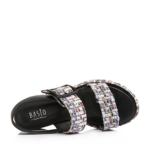 BASTO/百思图2018夏季专柜同款格纹一字带坡跟女凉鞋TCN06BL8