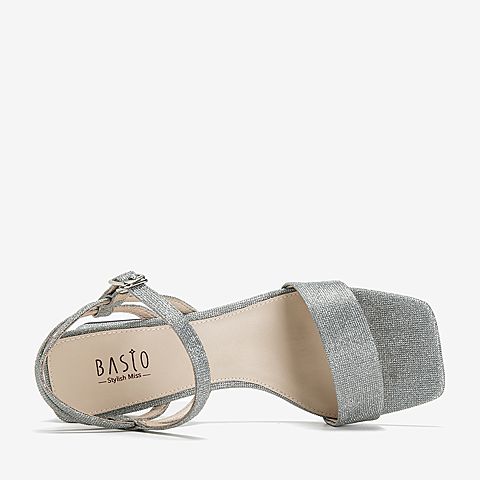BASTO/百思图夏季灰银纺织物亮片方跟休闲女皮凉鞋Y2203BL9