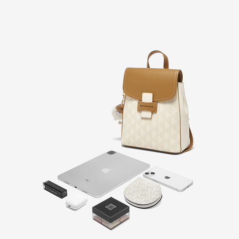 百思图2023秋季新款商场同款时尚学院风双肩背包女X3086CX3