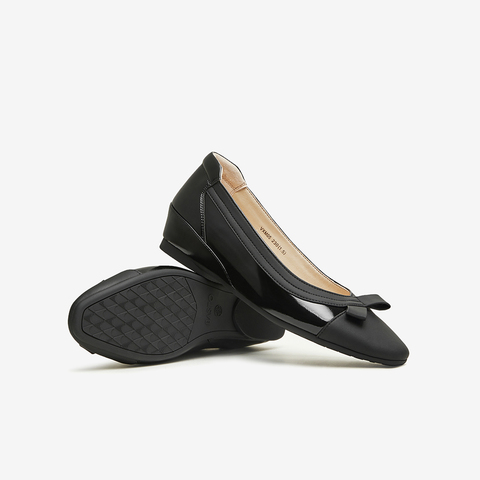 百思图2024春季新款时尚简约通勤粗跟浅口女单鞋VXM05AQ4