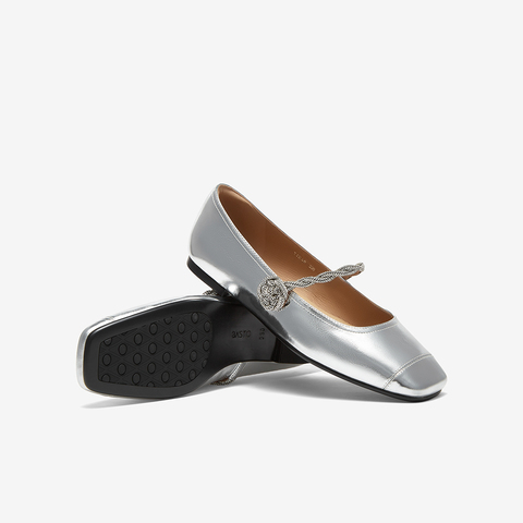 百思图2024秋季新款时尚简约复古玛丽珍鞋方头浅口女单鞋TIK60CQ4