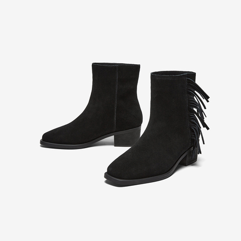 百思图2024冬季新款简约时髦通勤时装靴粗跟方头女中靴W2295DZ4