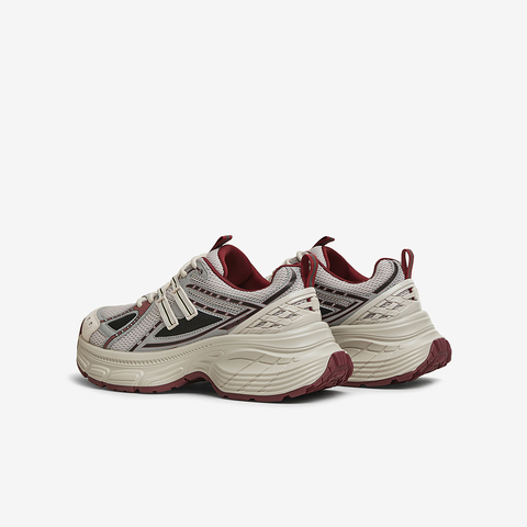 百思图2025春季新款时尚街头运动老爹鞋厚底女休闲鞋D5205AM5