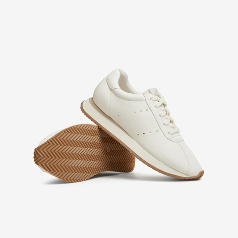 百思图2025春季新款时尚复古运动阿甘鞋厚底女休闲鞋UNP01AM5