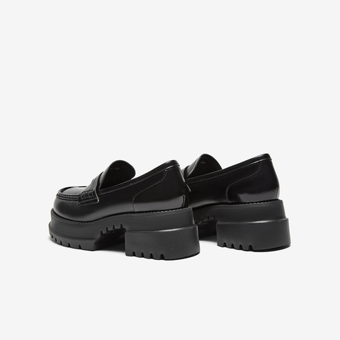 百思图2025春季新款简约复古学院风乐福鞋粗跟女单鞋VXA03AA5