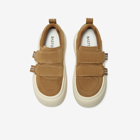 百思图2025春季新款时尚户外运动板鞋厚底圆头女休闲鞋BG136AM5