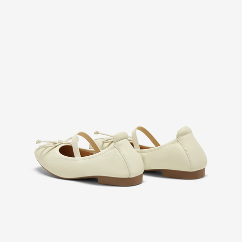 百思图2025春新款简约时尚蝴蝶结法式玛丽珍鞋方跟女单鞋O0892AQ5