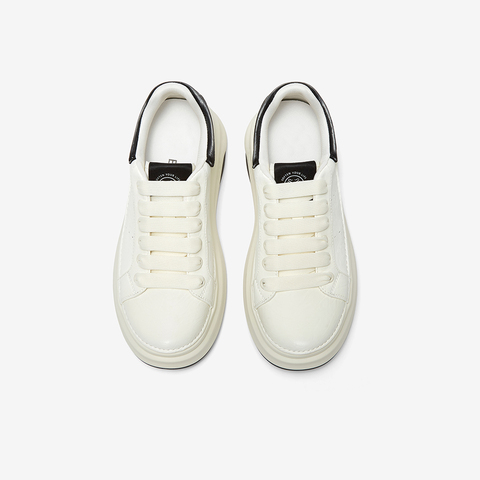 百思图2025春季新款时髦户外街头运动板鞋厚底女休闲鞋X8962AM5