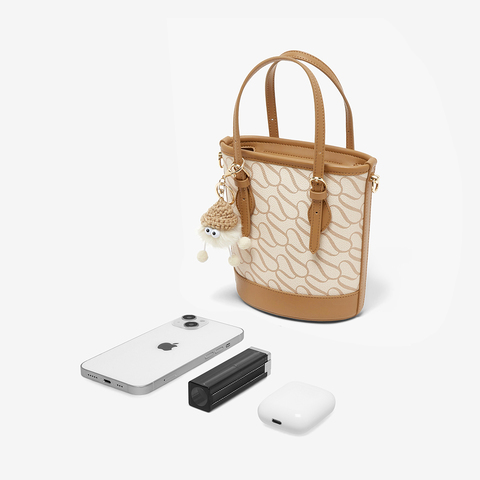 百思图2025春季新款商场同款时尚通勤水桶包单肩斜挎包女X3649AX5