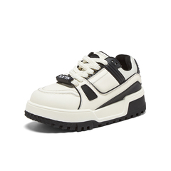 百思图2025秋季新款板鞋时尚潮流街头运动女休闲鞋CV187CM5