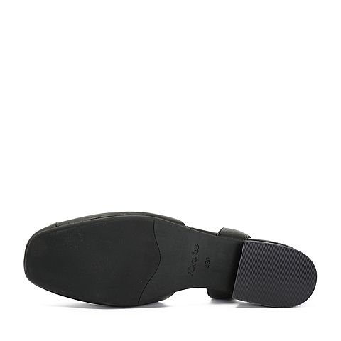Bata/拔佳2018新款专柜同款黑色方头羊皮革一字带方头低跟女凉鞋131-1BK8