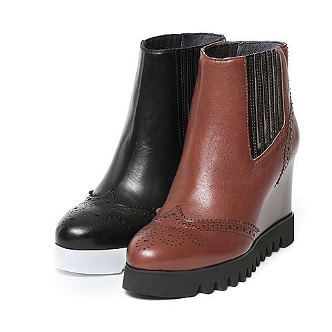 millie's/妙丽冬季专柜同款牛皮镂花切尔西坡跟女短靴LJ242DD6