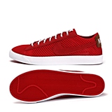 大学红/大学红/英国浅茶色