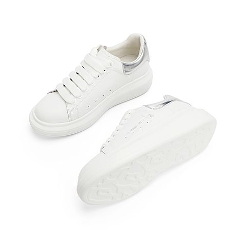 森达2021秋季新款时尚简约小白人厚底女休闲鞋小白鞋4J3B1CM1