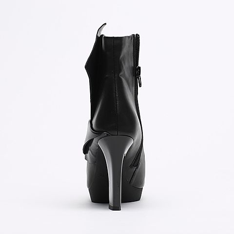 STACCATO/思加图冬季专柜同款黑色牛皮/PU女短靴9QV16DD6