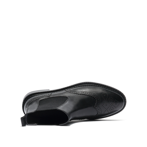 思加图2021冬季新款圆头镂空切尔西靴英伦短靴女皮靴子D2066DD1