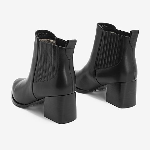 Tata/他她2018冬专柜同款黑色牛皮革尖头套筒粗高跟踝靴女短靴2I855DD8