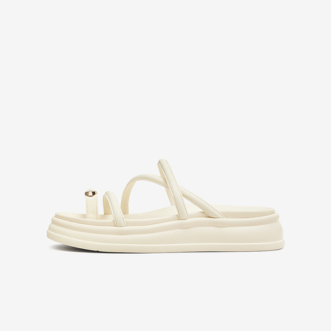 TATA/他她2025夏商场同款百搭时尚休闲女拖鞋新款CXZ01BT5