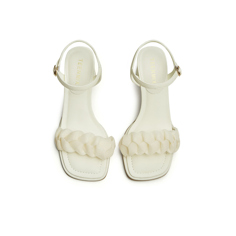 天美意2023夏新款商场同款粗跟一字带气质时装女凉鞋BG671BL3