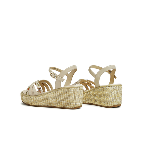 天美意2023夏新款商场同款坡跟文艺编织花朵一字带女凉鞋COO05BL3