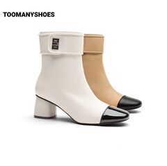 Toomanyshoes靴子冬新款Bistro尖头时装靴粗跟短靴女增高显瘦