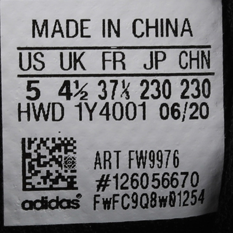 adidas阿迪达斯女子Equipment 10 UCELEBRATION跑步鞋FW9976