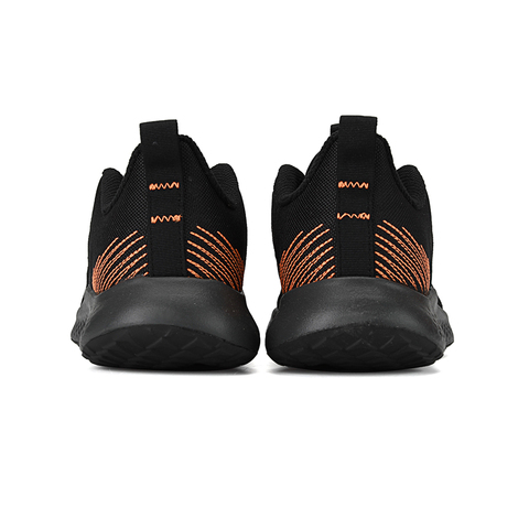 adidas阿迪达斯男子FLUIDSTREETPE跑步鞋FW9557