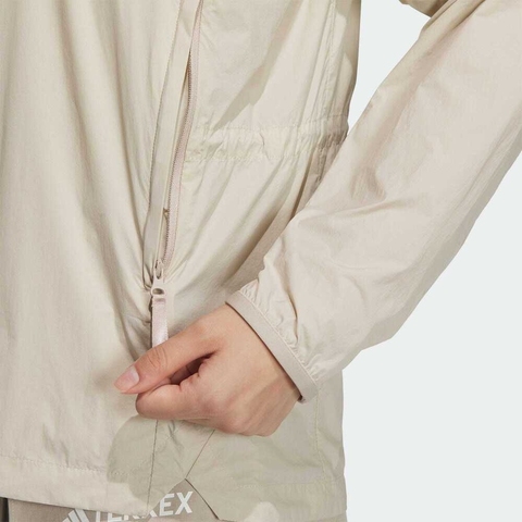 adidas阿迪达斯2025女子W LW WB JKT梭织连帽外套IS0278