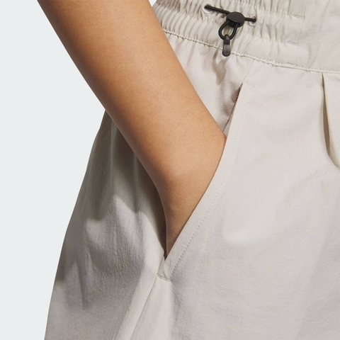 adidas阿迪达斯2025女子MT WV SHORTS梭织短裤JM8827