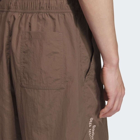 adidas阿迪达斯2025男子GFX WOVEN SHORT梭织短裤KF0135