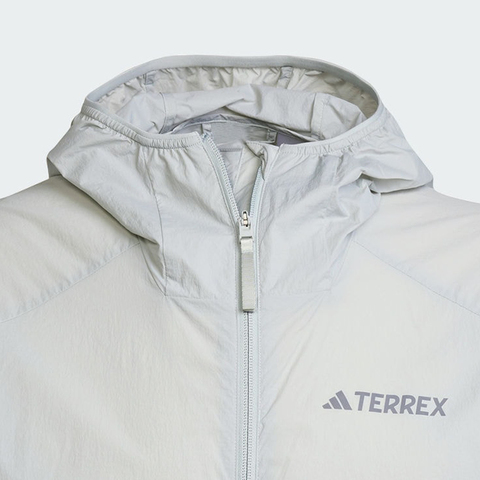 adidas阿迪达斯2025男子MT W.R UPF JKT梭织连帽外套JD3504