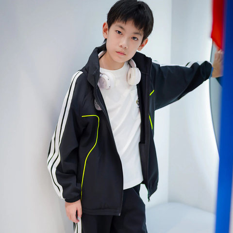 adidas阿迪达斯2025男大童JK BTS WV JKT梭织连帽外套KC2543