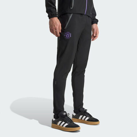 adidas阿迪达斯2025男子MUFC C VT P梭织长裤JV5352