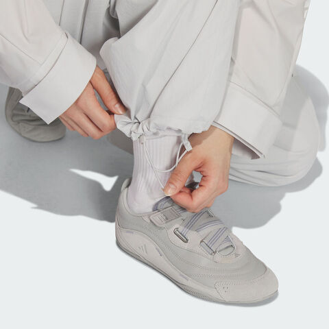 adidas阿迪达斯2025女子FUSTL W WVN PT3梭织长裤KC5785