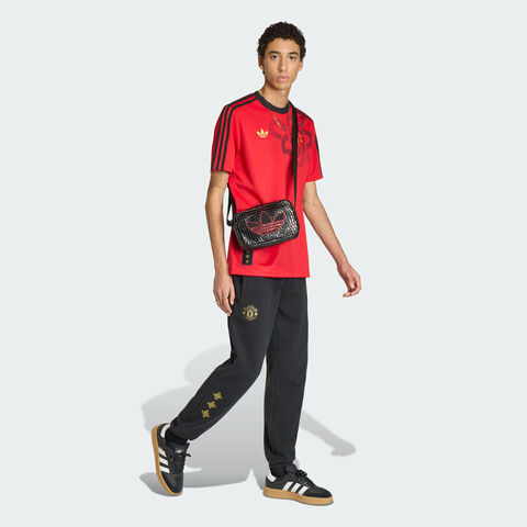 adidas阿迪达斯2025男子MUFC CS JSY针织无领短TJM5568