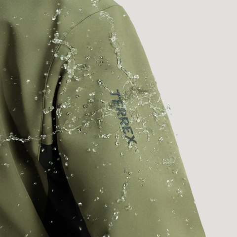 adidas阿迪达斯2026男子MT CW SFTS J梭织连帽外套KQ5550