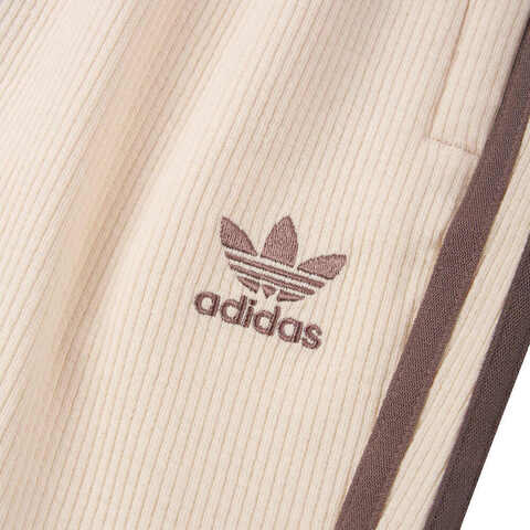 adidas originals阿迪达斯三叶草2023女子FLARED PANTS W梭织长裤IP3001