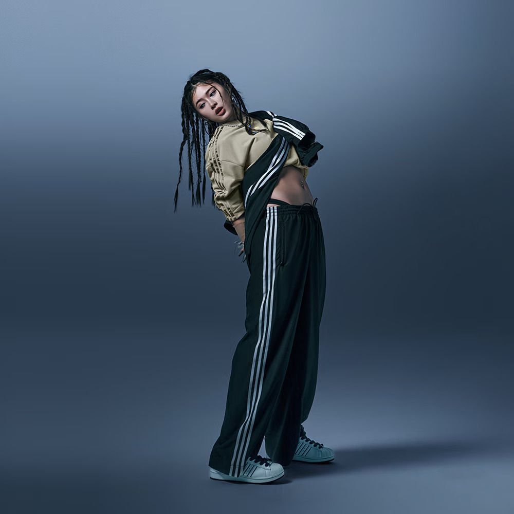 Adidas Original阿迪三叶草2025女子OVERSIZED TP梭织长裤JD3390