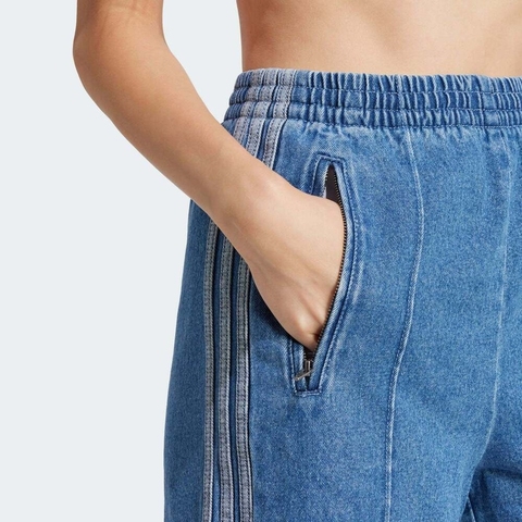 adidas Originals阿迪三叶草2025女子DENIM FB SHORT牛仔短裤JD2562