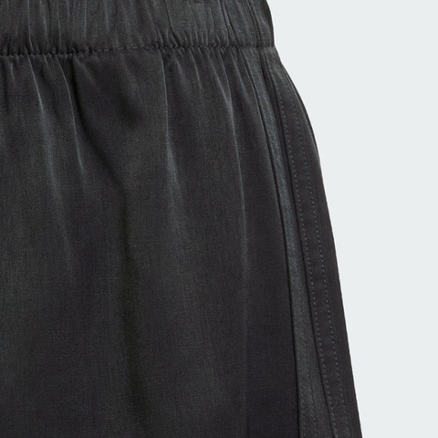 adidas Originals阿迪三叶草2025女子P ESS SSHORTS梭织短裤JC5191