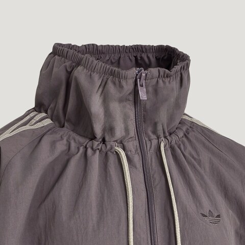 Adidas Original阿迪三叶草2026女子OVSD TT W梭织无帽外套KR2625