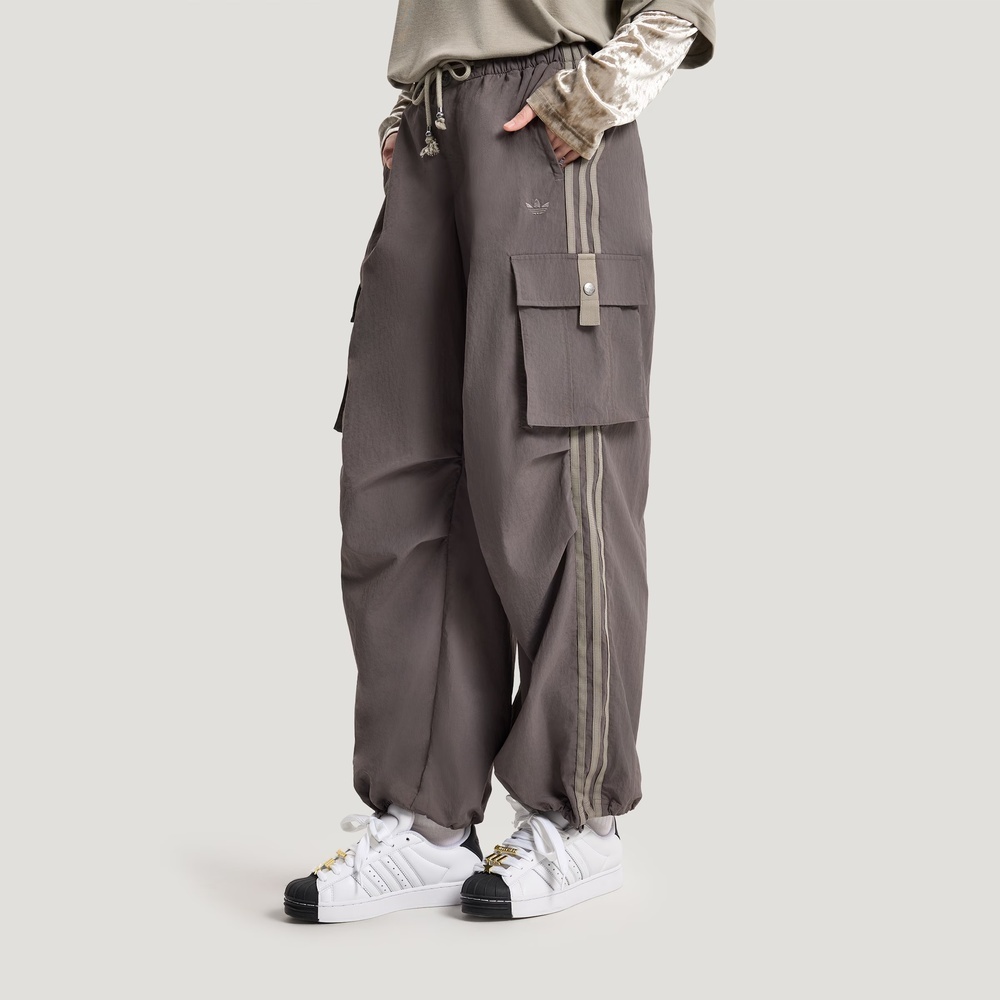 Adidas Original阿迪三叶草2026女子TRACK PANT W梭织长裤KV6897