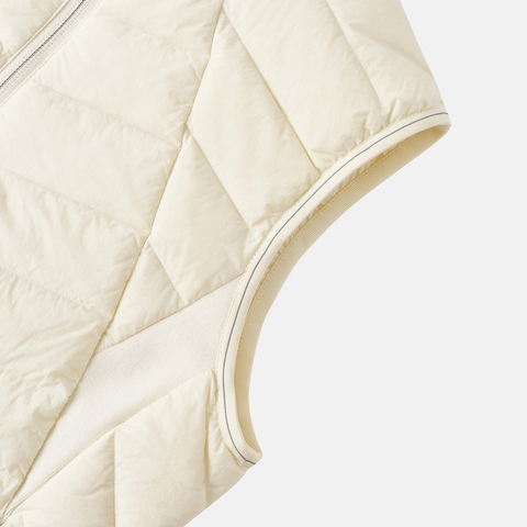 Asics亚瑟士2024女子女式运动轻量羽绒背心羽绒背心2032D406-201